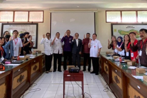 Fasilitasi dan Pembinaan Kelompok  Masyarakat dalam Rangka Penguatan  Ideologi Kebangsaan dan Wawasan Kebangsaan melalui Kerjasama LEMHANNAS RI