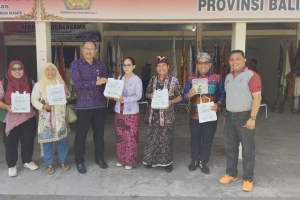 Sambut Hari Jadi Provinsi Bali dan HUT RI, KESBANGPOL Berbagi Sembako kembali dilaksanakan