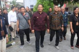 Pastikan Kesiapan Pemilu, Pj. Gubernur Bali Tinjau Sejumlah TPS di Denpasar, Badung dan Tabanan 