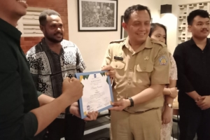 Badan Kesbangpol Bali Sebagai Narasumber pada Seminar Umum 2024 “Potret dan Harapan Sektor Keadilan Pembangunan Indonesia Bagian Timur”