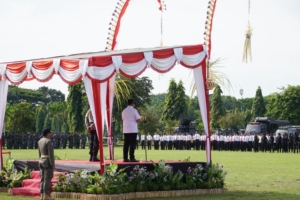 Pj. Gubernur Bali Pimpin Apel Gelar Pasukan Ketupat Agung
