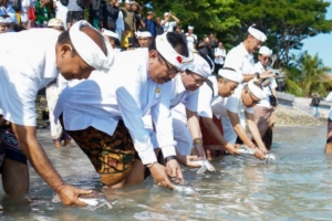 Bali Nice melalui Upacara Segara Kerthi, Sentuhan Kearifan Lokal pada WWF ke-10