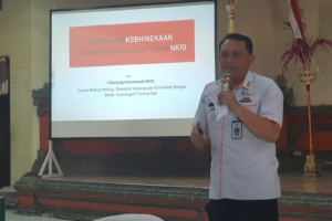 Badan Kesbangpol sebagai Narasumber pada Kegiatan Penyelenggaraan Komunikasi Sosial dengan Komponen Masyarakat.